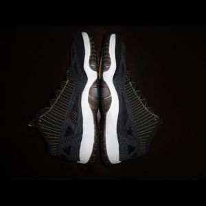 Brand New Air Jordan 11 Retro Low Sz 13